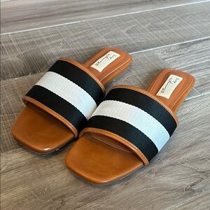 Stylish Black and White Slide Sandals-worn 1-2 times. Like new